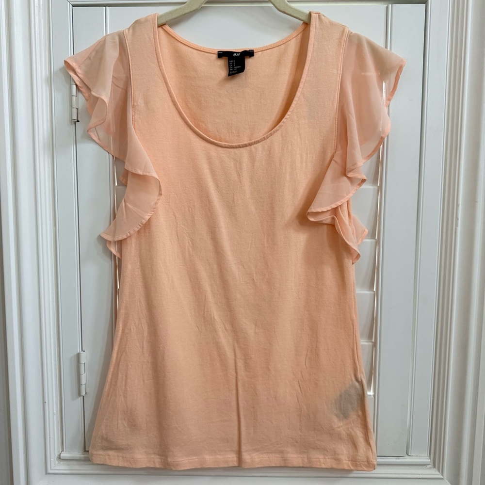 3/$10 🛒🛍️ H&M Peach Ruffle Short Sleeve Top - Size Small